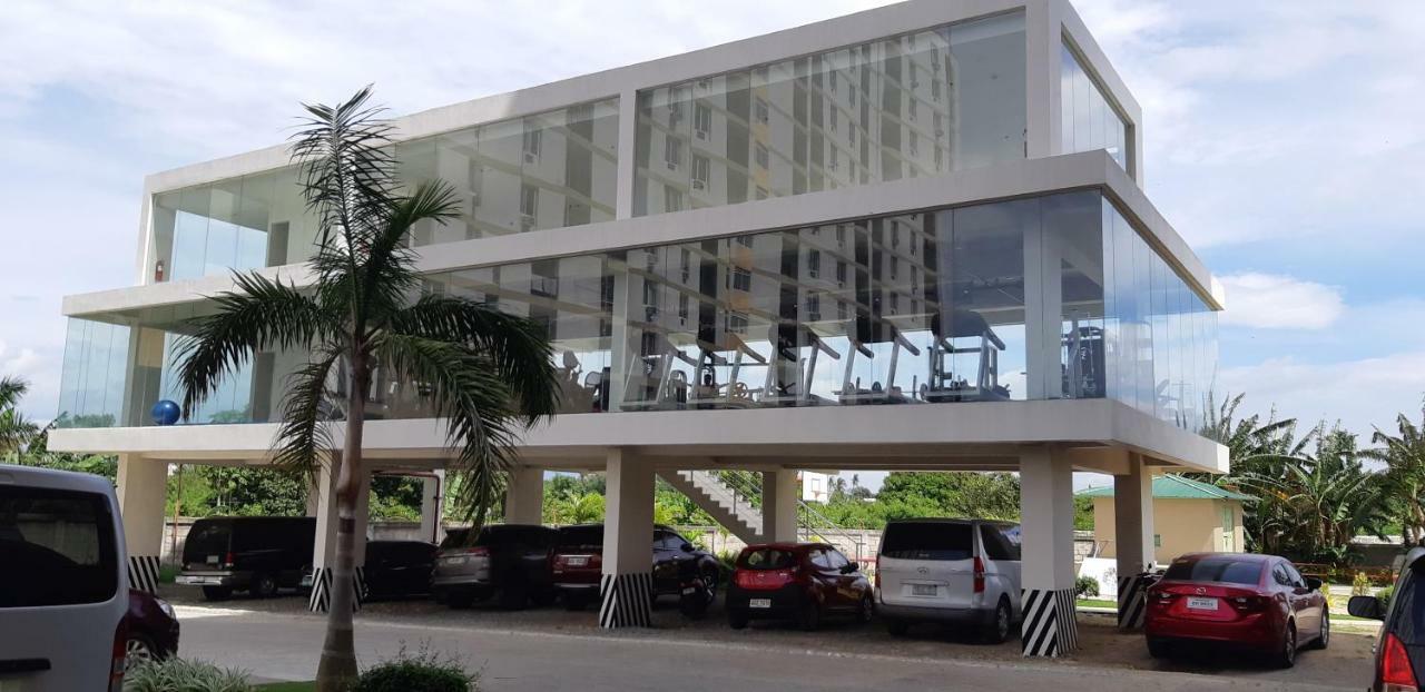 Your Holiday Home Lapu-Lapu City Exterior photo